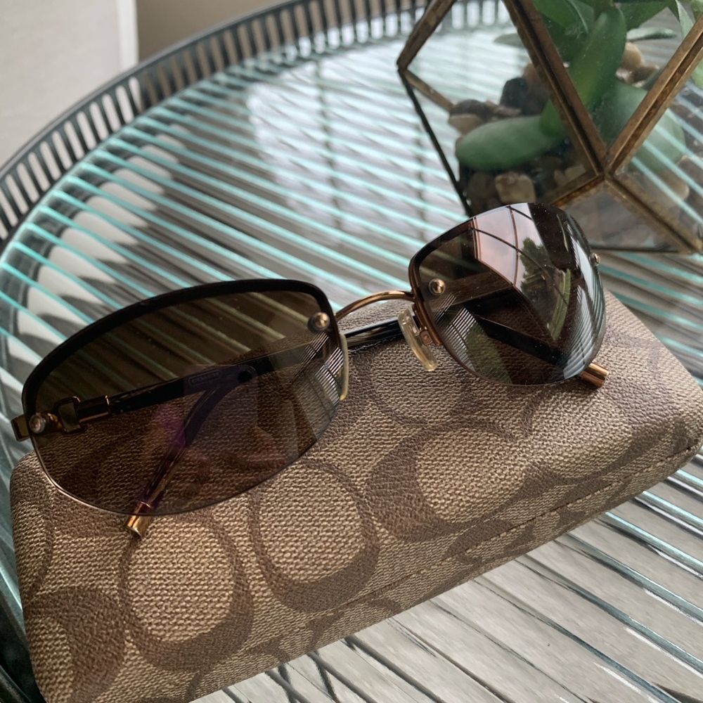 COACH Westport Brown Aviator Sunglasses Gradient Lenses